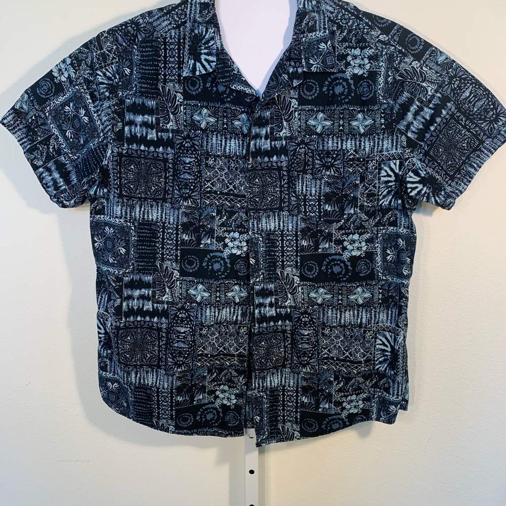 Haggar Black and Blue Casual Button Down Shirt with Tech Print XL